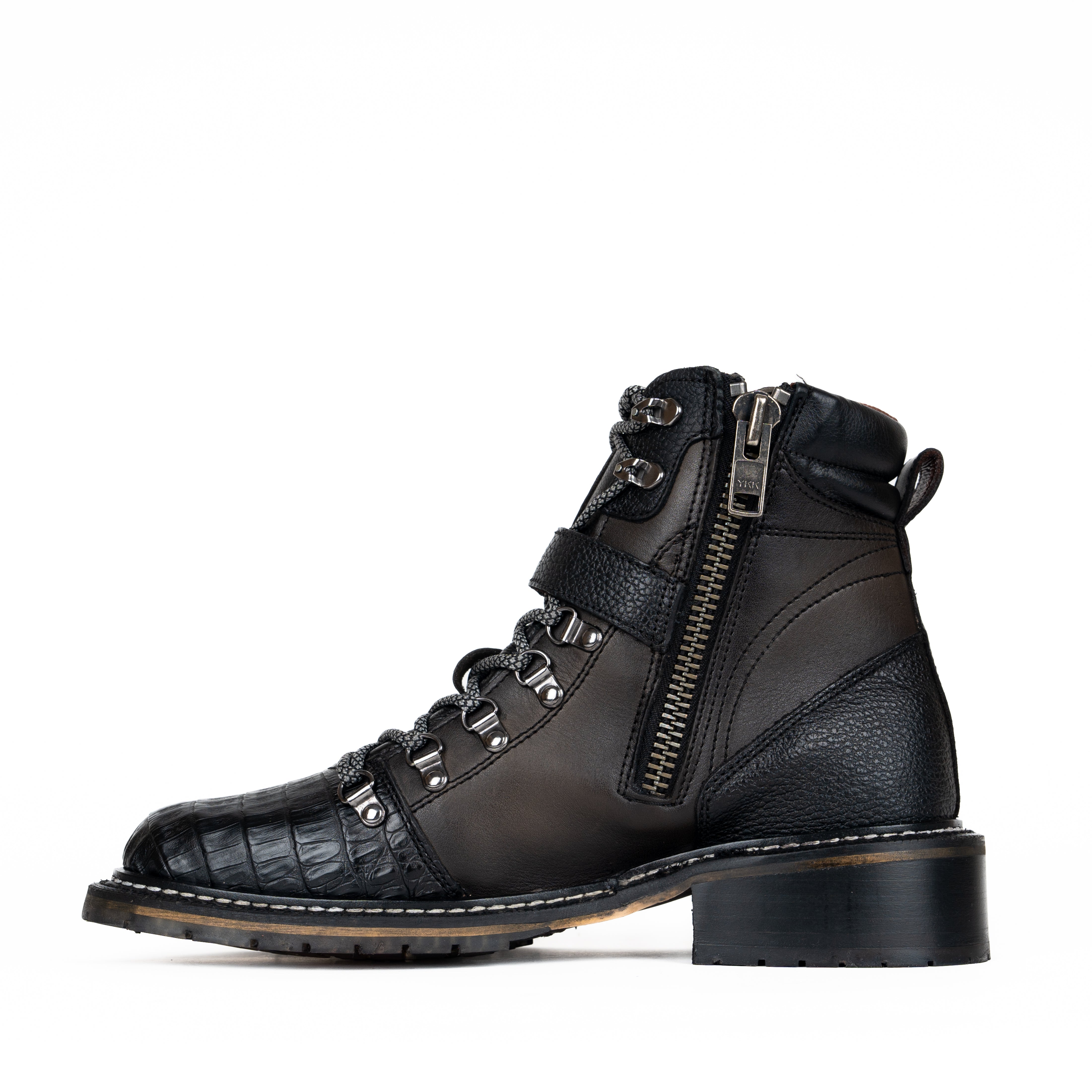 Bota Cuadra Fuscus Cola Plunge Negro Caballero